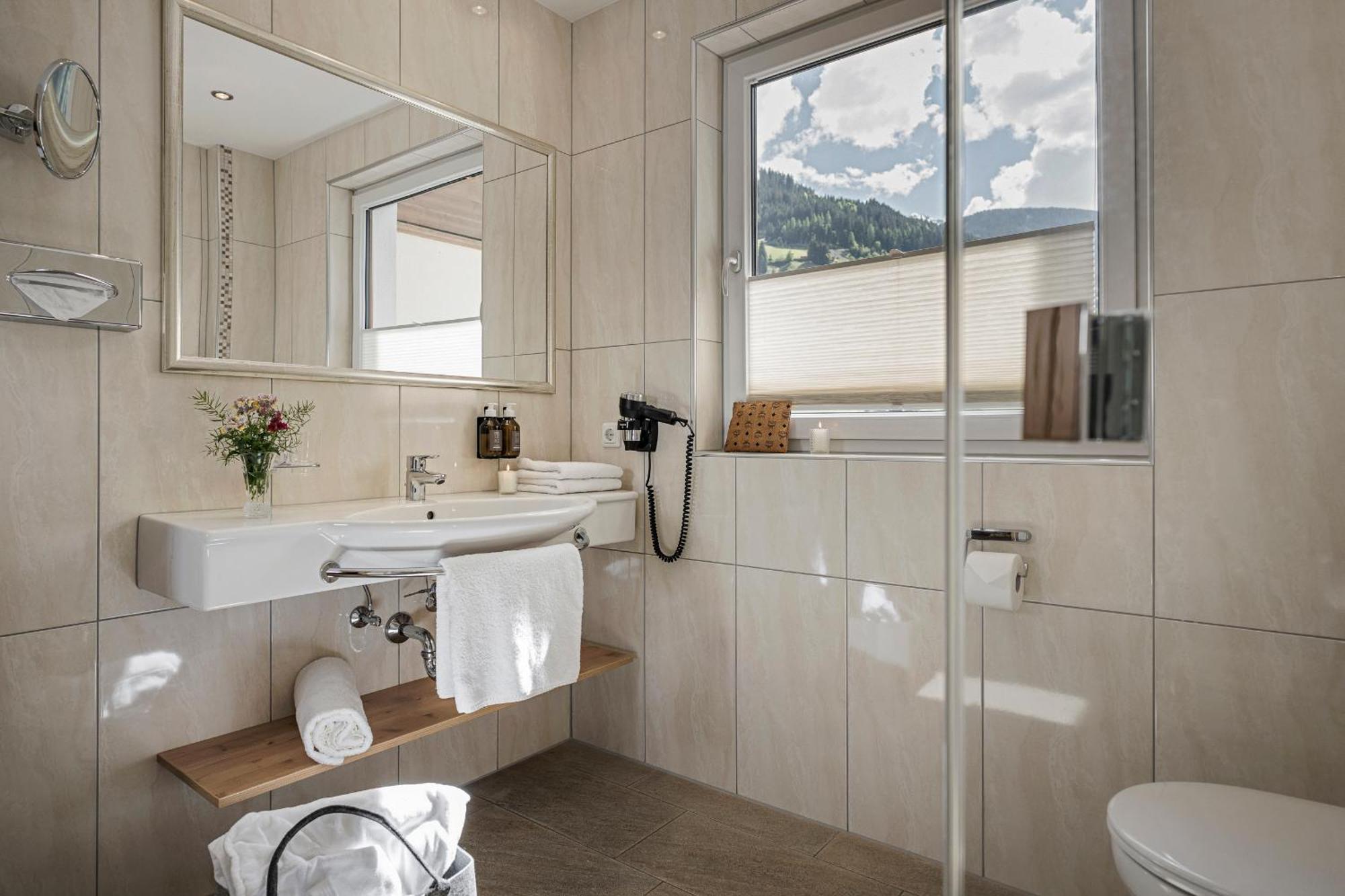 Lenz Hotel 4*